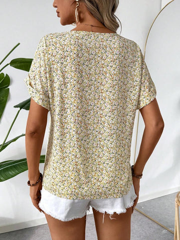 Uvercee Ditsy Floral Round Neck Top