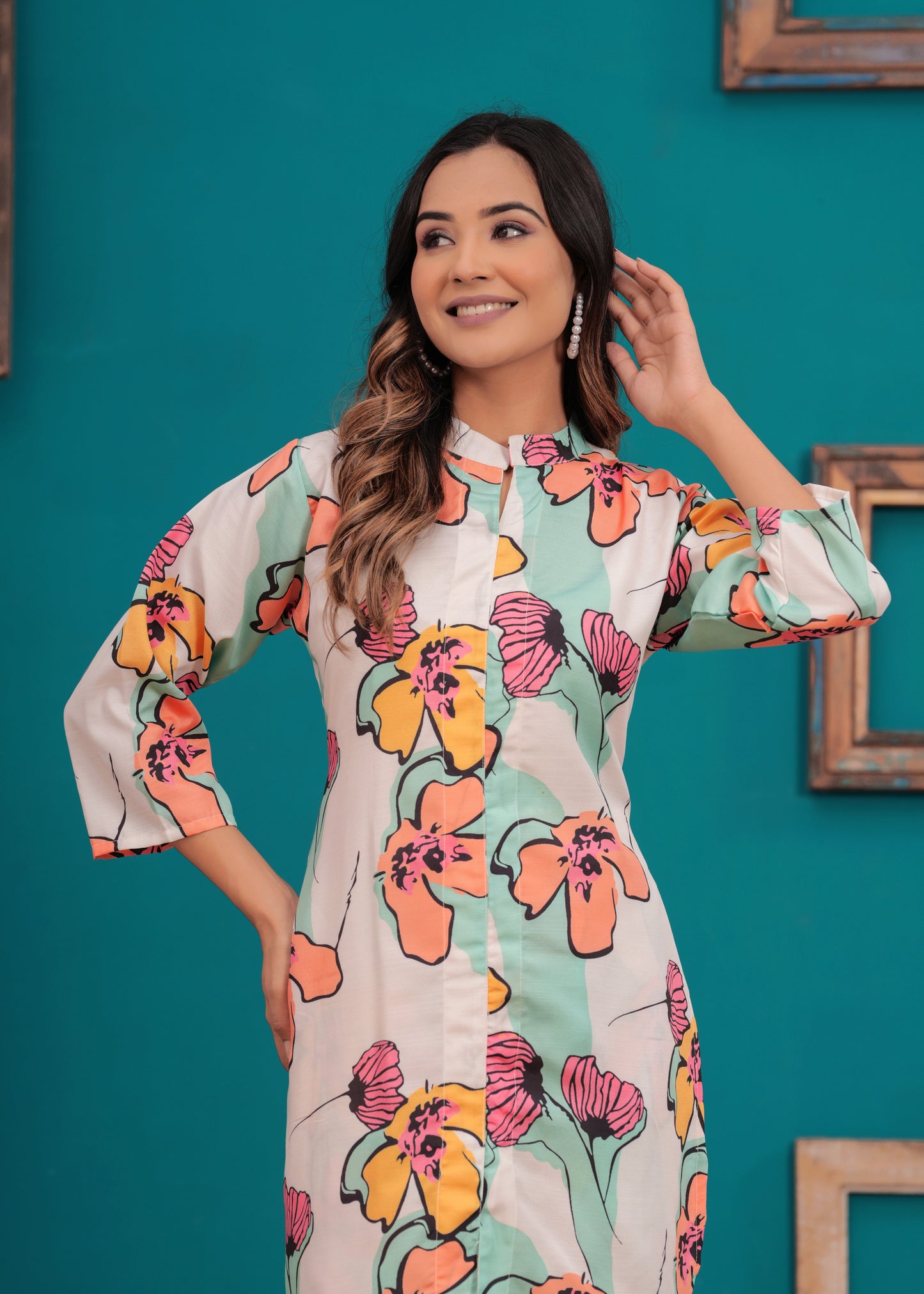 Bold Floral Printed Co-ord Set – Stylish & Contemporary Women's Wear